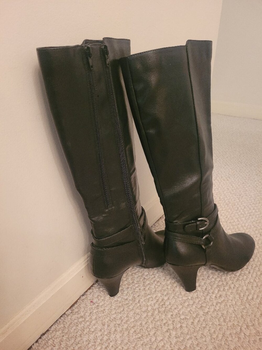 Naturalizer Black Leather Boot with wide calf extension, size 11